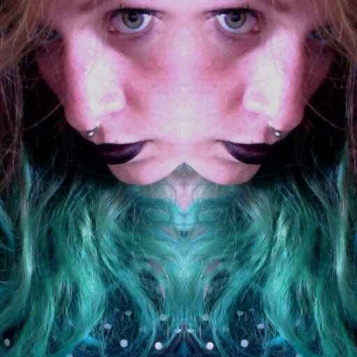 I am a student in art school.

Bodmod, piercing, tattoo, photography, ART, glitter, dreamcatcher, fashion, hello kitty...