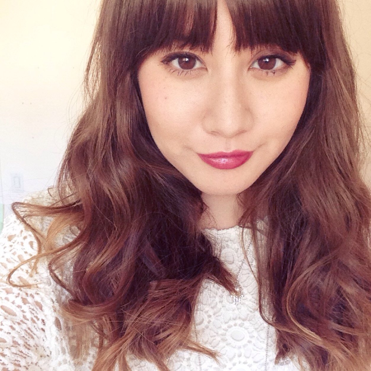 Nicole; 23 | fashion beauty & lifestyle blogger contact: nicolemieko@aim.com