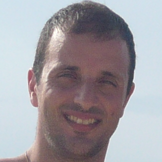 ptelmo's profile picture. Ing. en informática, Co-fundador de Appstract, desarrollo de apps mobile y web. Padre, Esposo y ex-delantero de MFC