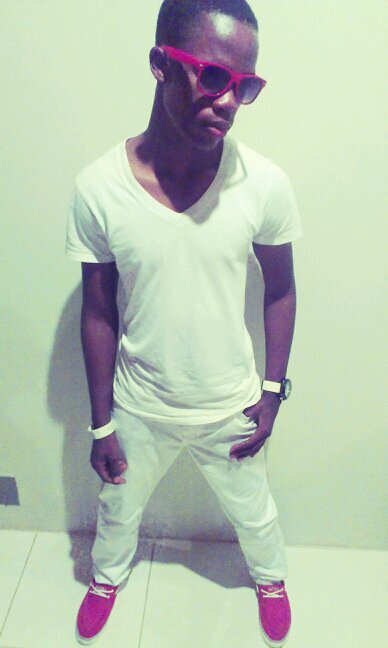 Thee_MnM's profile picture. Kik- thee_maurice ¦¦ Live .Love ♥.Laugh =D .Be Free ☀.