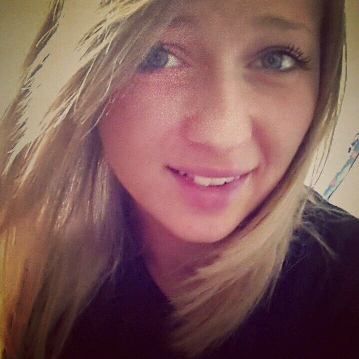 AlexandraPaap's profile picture. dance with your eyes closed and your heart open ♡