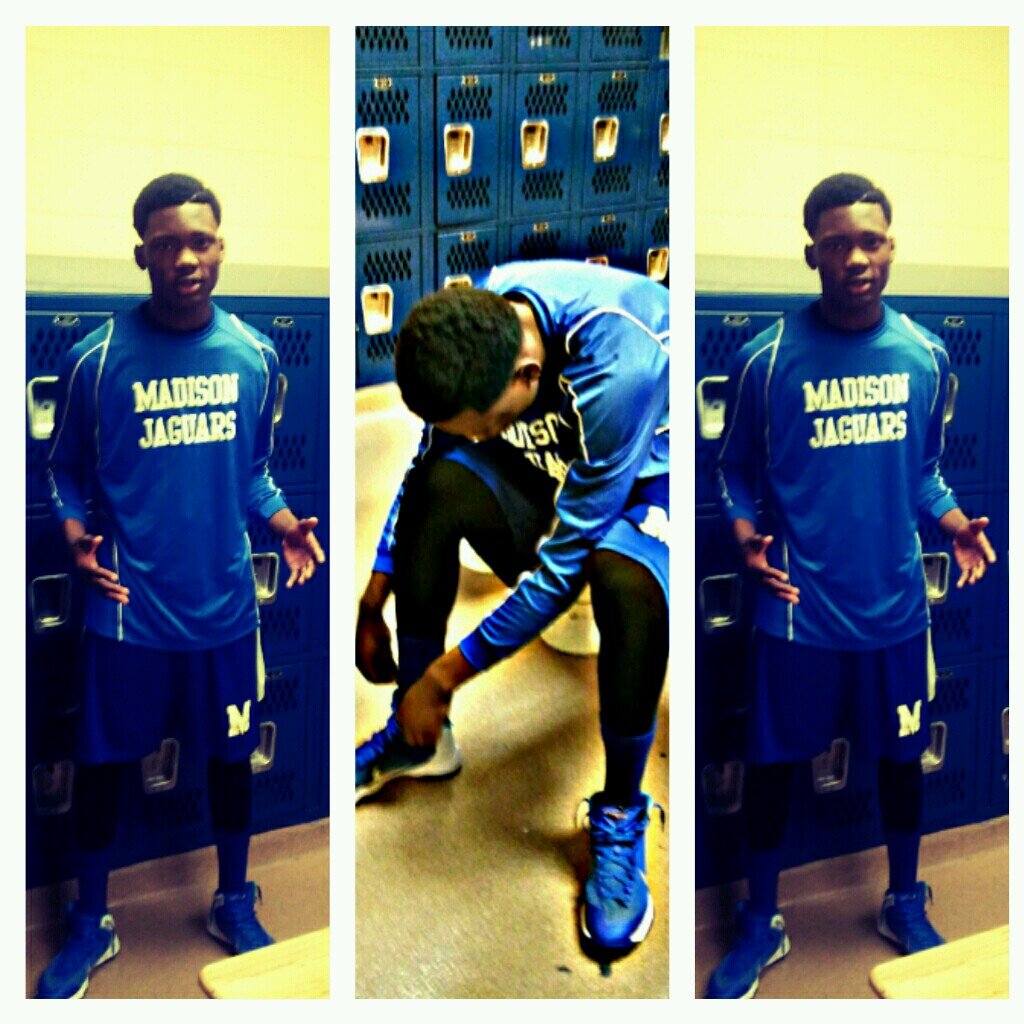 Imma'Stoner ,Imma'Stoner ,Imma'Stoner NOT Ahh'Loner ..Balling is Waat I'doo ,NOW hand mee myy Number ..#1 is Thee Number ,iKnoo iKnoo iKnooooo ..#Mr.Jones