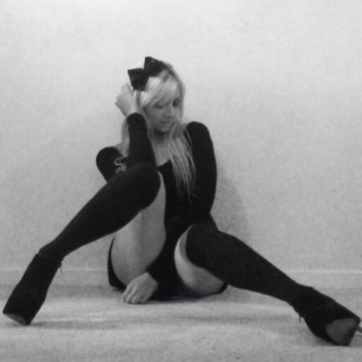 Welcome to my new modeling page! This is so all you amazing people can keep updated with my up-coming events and photo shoots. Lots of love x x x