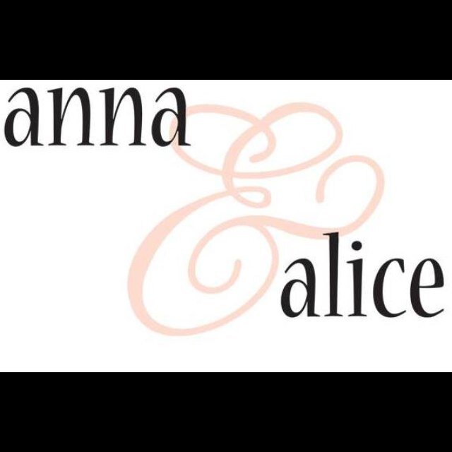 anna & alice is a contemporary women's clothing boutique in North Raleigh's Lafayette Village.