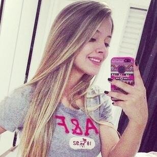 15 aninhos ,amo chocolate , se me seguirem é claro que eu seguirei de volta ... São Paulo / Brasil   https://t.co/RLl0LV320E