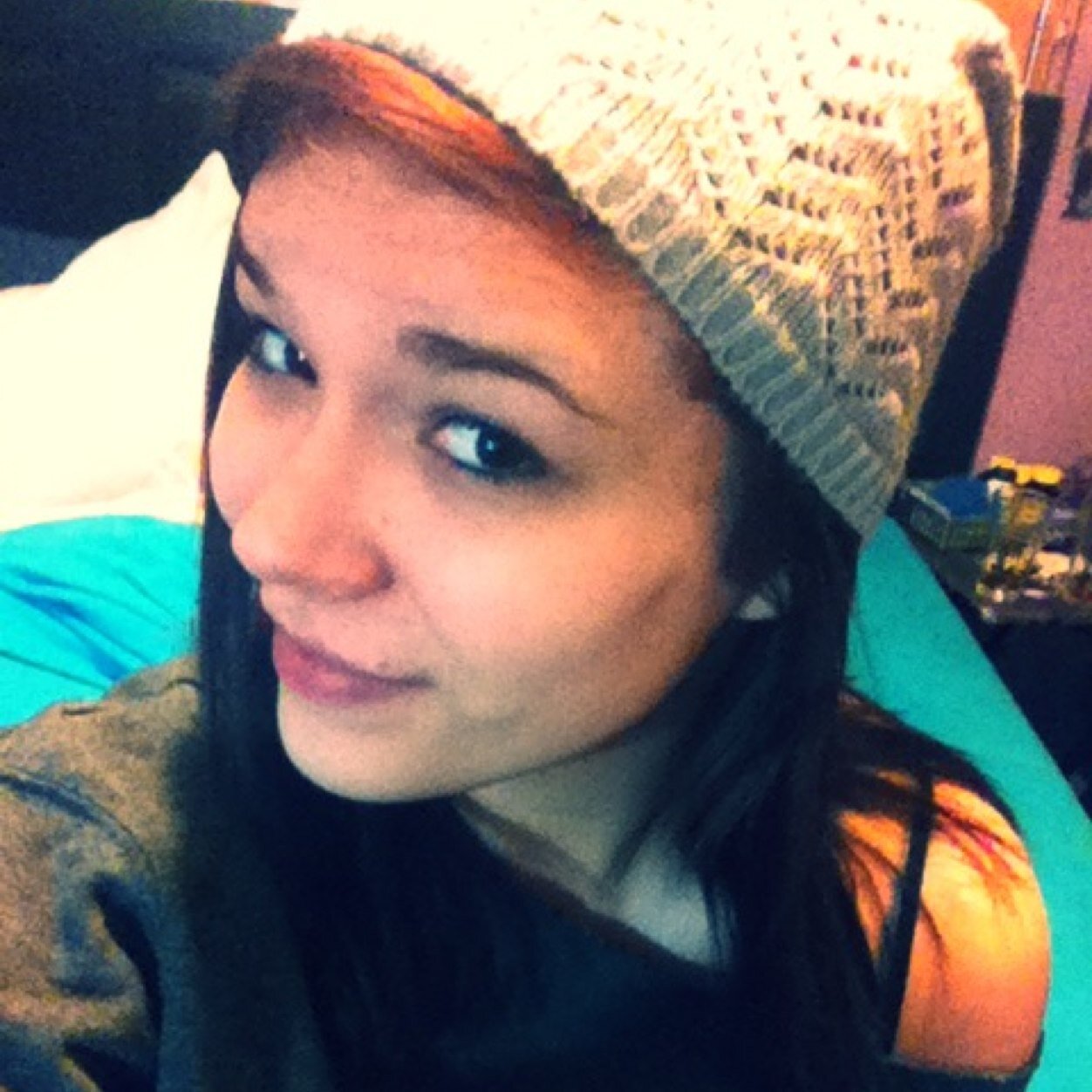 gypsylove95's profile picture. oh hai:) I'm Erin & I'm awesome & if you fuck with me I'll kick your ass :)