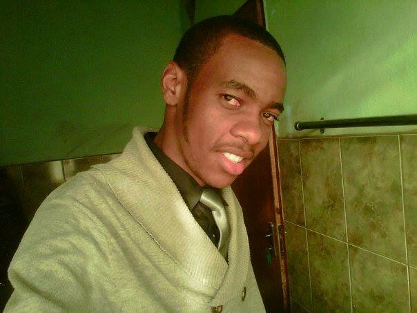 im a young man a music minister who is crazy in love with Jesus! whats app me to get a taste of my worship(music) 078 4942 861