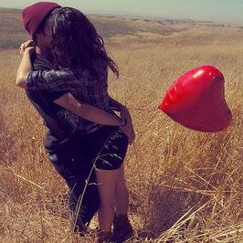 Send us your crushes OR confessions and we will post them anonymously. Fake Life ONLY please .x