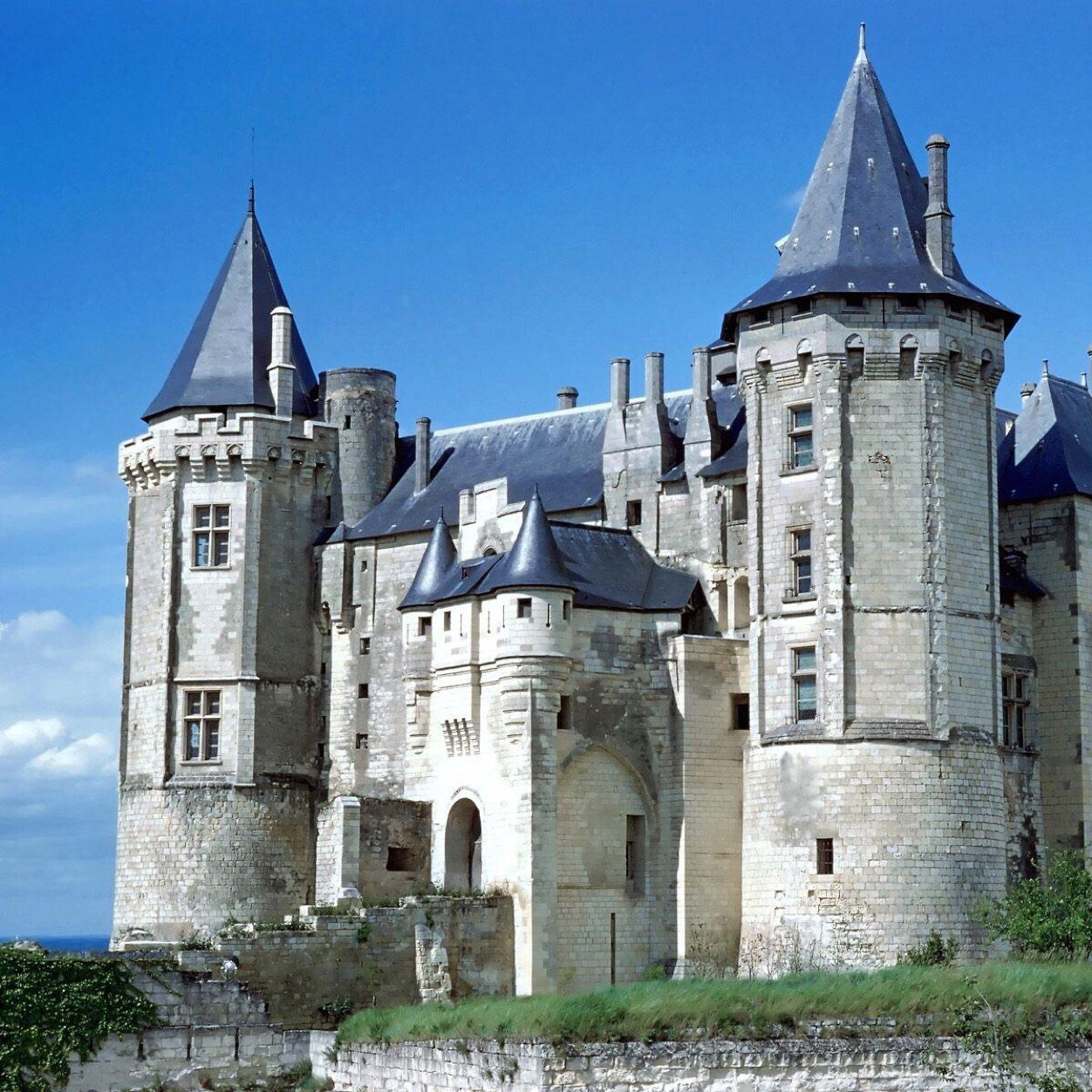 Where Princesses and Princes of different kingdoms come for royal training.