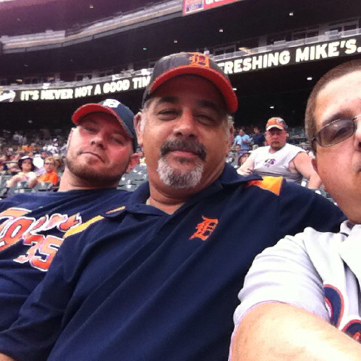 VPUM82's profile picture. 