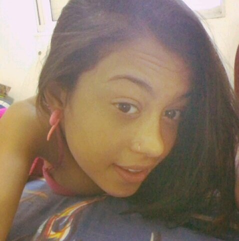 I think that I'm just tired, I think I need a new town, to leave this all behind . .♪ ♔