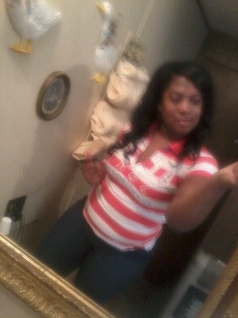 Ressy_Tho's profile picture. loving my husband and daughter....