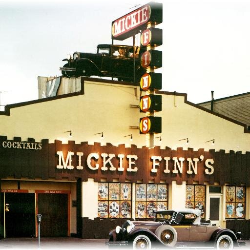 ...from the San Diego Nite Club to Caesar's Palace and the NBC TV Series. Featuring virtuoso piano man Fred Mickey Finn and Banjo Hall-of-Famer Cathy Reilly.