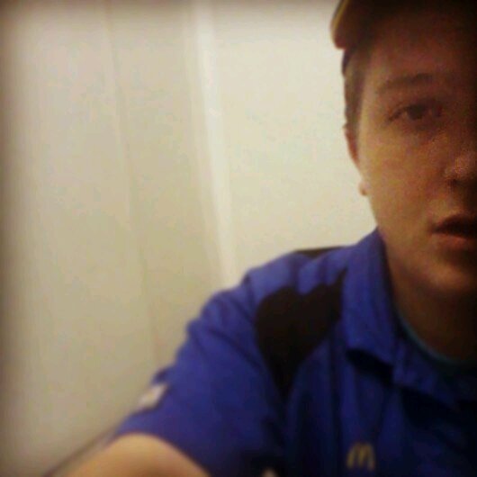 * i wanna give my love to someone that can change my life, that 1 special girl *