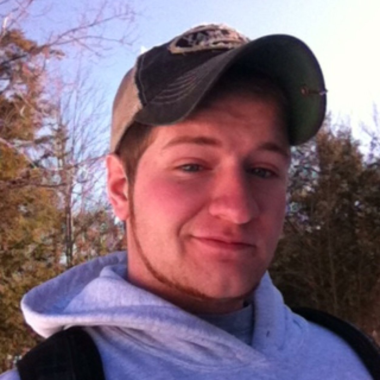 Im 19 years old have the most amazing gf ever! I love hunting,fishing and summer night bon fires! #CHEVY4LIFE#