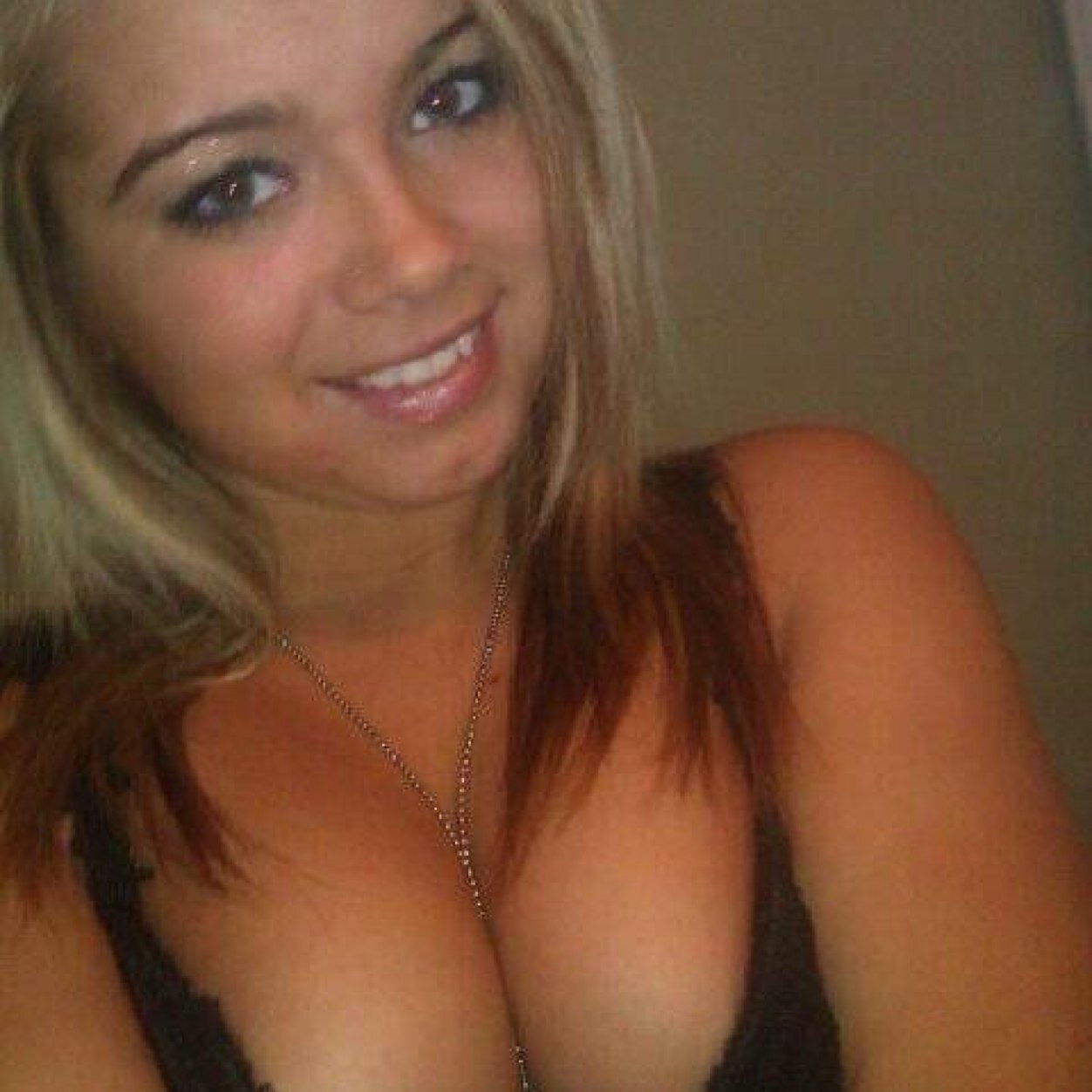 I ❤️ boobs & I ❤️ booty! #teamlesbian #teamwhitegirl #teamkush #freak #idgaf #thefamily