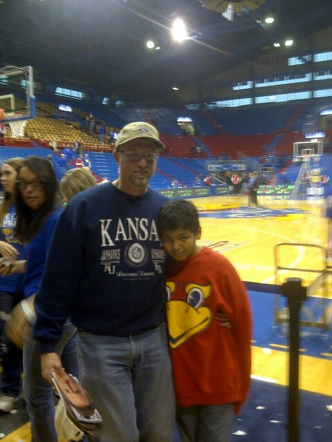 Knknenmshc's profile picture. 