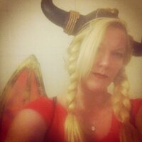 LibraryLove (@corinnazzz) 's Twitter Profile