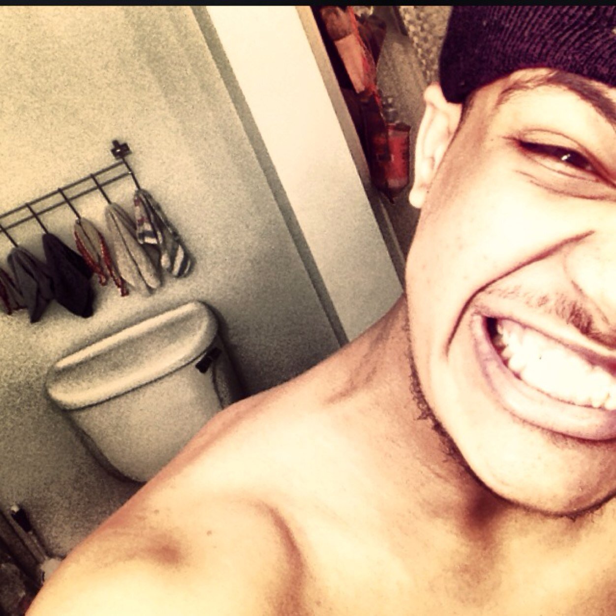Follow me ill follow back Ig: @Papi_chulo6996