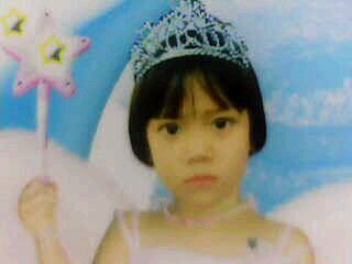 sofhiesundari's profile picture. 