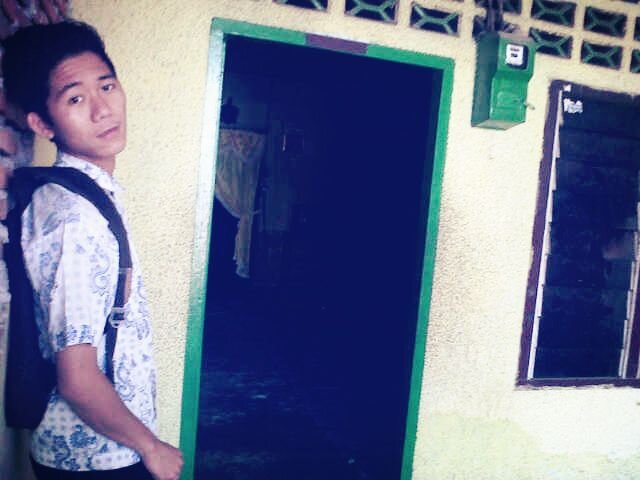Senggol sikit pecah mata mue