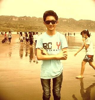 .Onew.Crazy | 18.March.2000 |.JA | @josuapangrib | @brandon_lilhero |