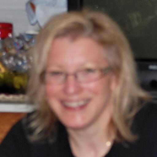 Keeper of Canadian-Ukrainian, Manitoba, prairie heritage. Oral Historian✨Coach✨GrantWriter✨ Activist✨Developer✨Exhibit Designer. Grow yourself thru heritage!🖋