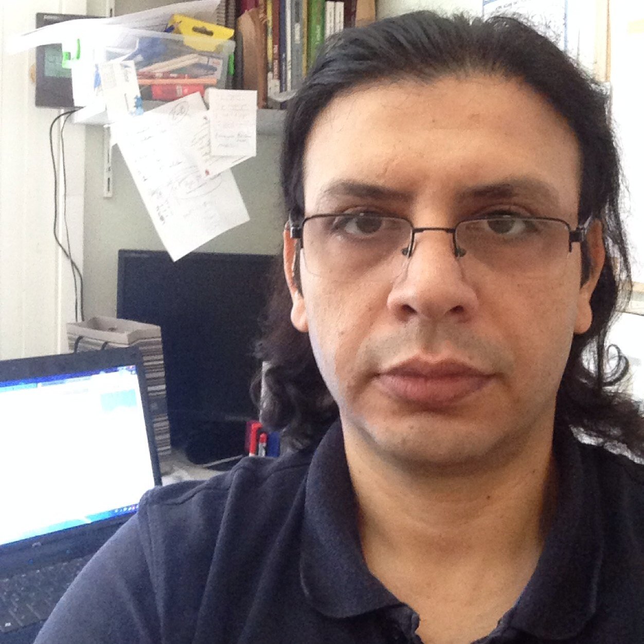 AzizKeskinoz's profile picture. 