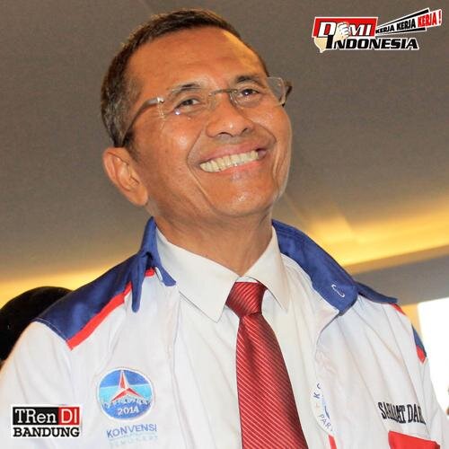 DAHLAN ISKAN, DEMI INDONESIA DAHLAN ISKAN, SAHABATKU PEMIMPINKU DAHLAN ISKAN, PRESIDENKU!