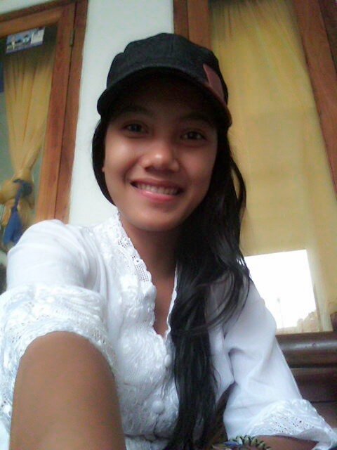 lizatwit_twit's profile picture. Even though you don't know i love you,i can love you secretly white the positive thoughts