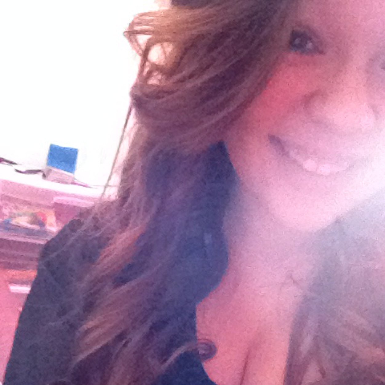 Kiara_rose98's profile picture. You never cross the ocean unless you have the courage to lose sight of the shore