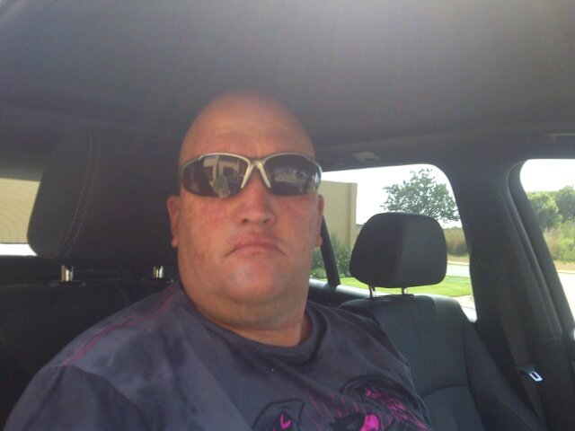 Desmond_Solms99's profile picture. Working as a Bodyguard. The danger sensation is exciting. There are moments that you wonder how long you should be doing it. But I just love danger.