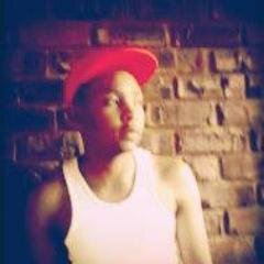 *.PLAYING HOUSE MUSIC IS MY LIFE*be warned black belt champion.../CLUB dj#Radio presenter..*for bookings hala @078 323 1233*