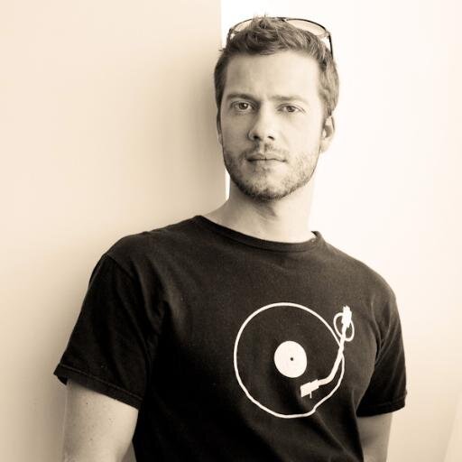 House music producer, you can also follow me on:
 http://t.co/z93L8FqDPE