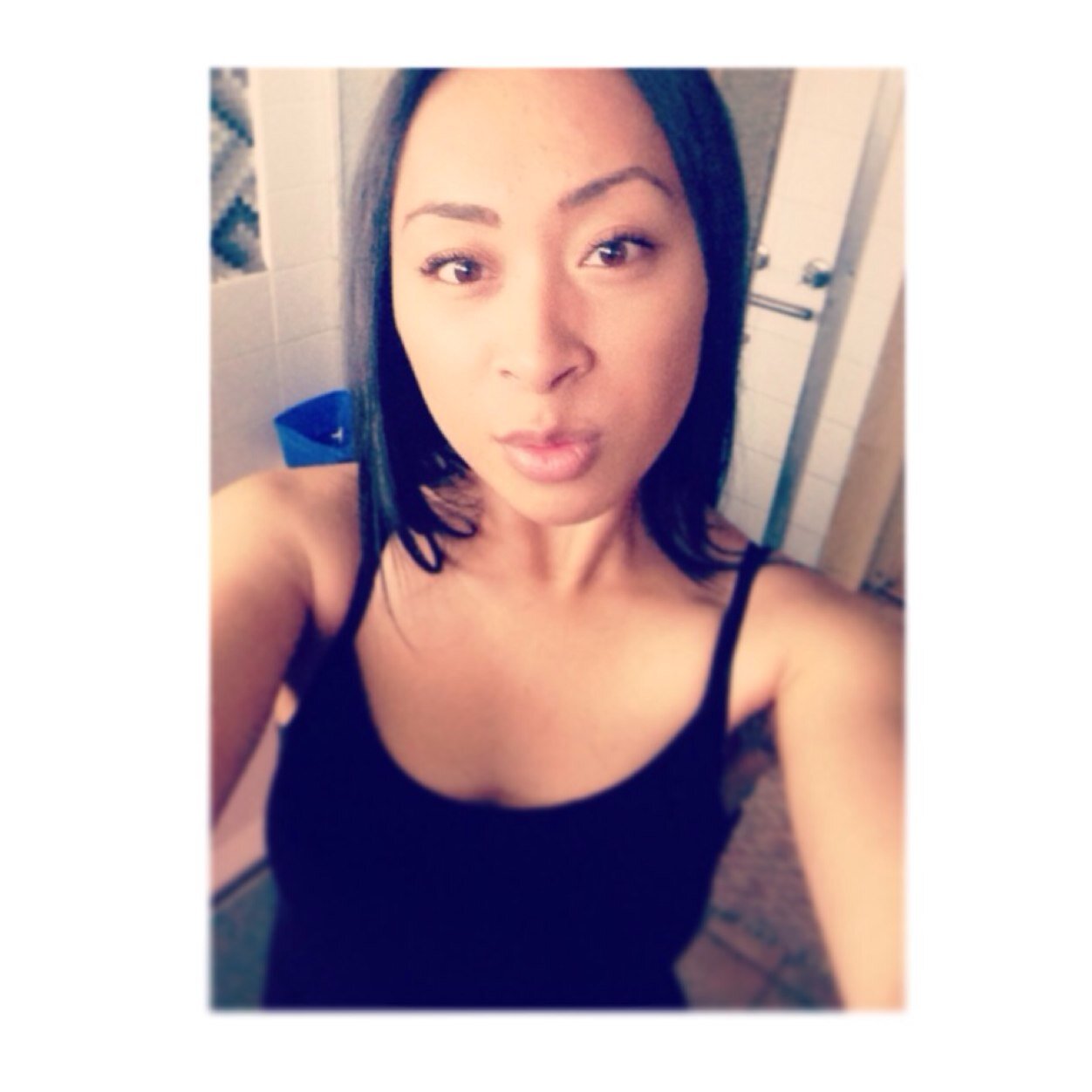 AnzeAne's profile picture. Family is blood - Friends are choice.