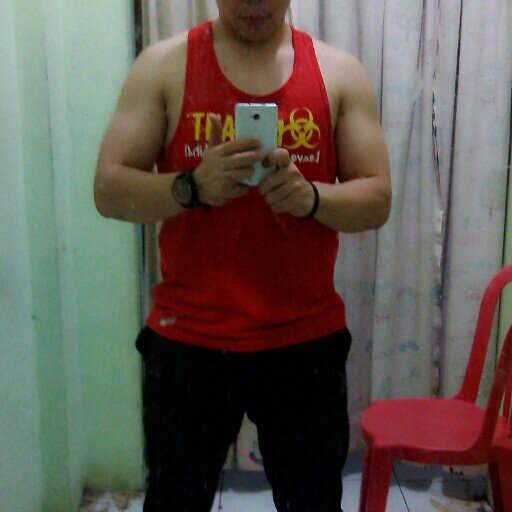 Joe_Sambur's profile picture. I’m a simple person who hides a thousand feelings behind the happiest smile.