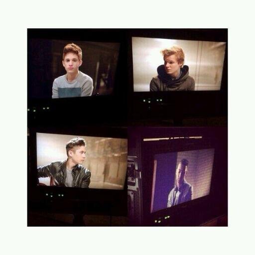 31'01'14 tweet van Mainstreet gehad♡//proud mainiac♡//{22'12'13} Mainstreet gezien♡//Already taken by @TweetMainStreet♡\