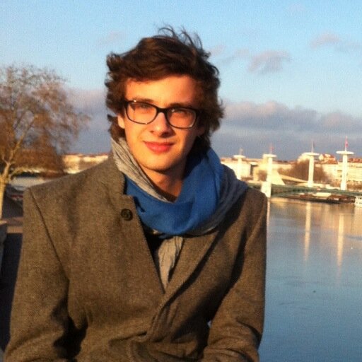 Jeune designer en quête de découverte numérique !