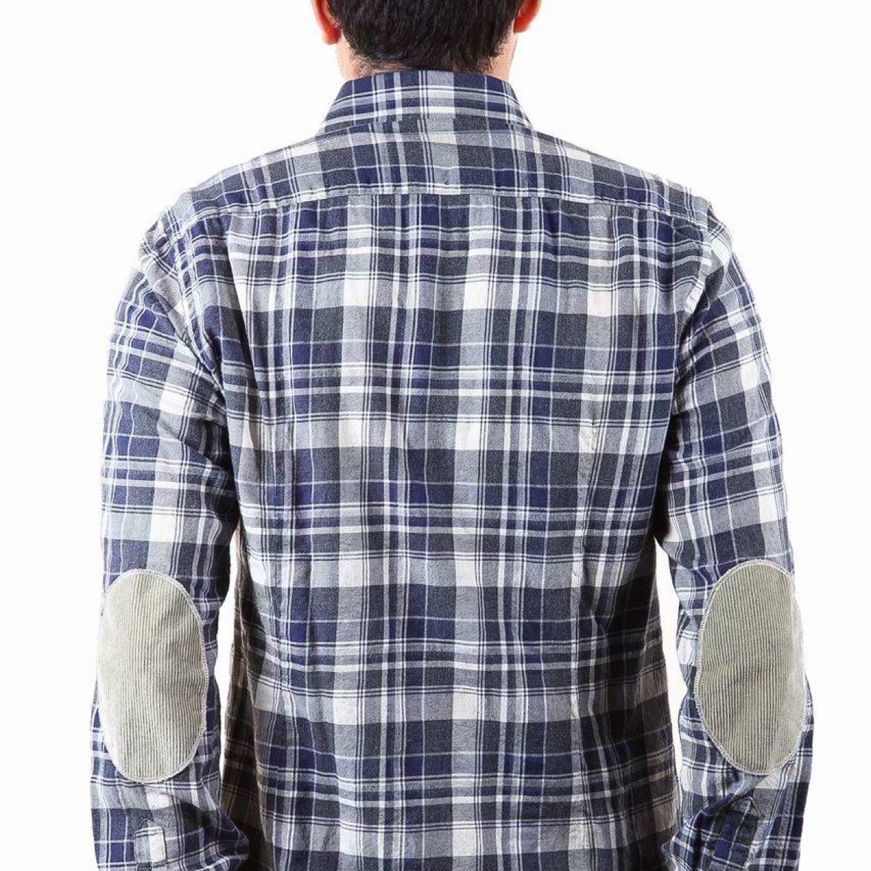 ErikMillionair's profile picture. Mi piace parlare di tutto! 
la curiosità e la ricerca del sapere ci rende ciò che siamo!