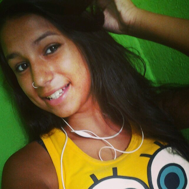 Me chamo Camila , sou fã de @luansantana,@mcdaleste,@yuditamashiro,@MarcellyOficial ♥ Sou corinthiana ate a morte ♡ Segui ? sigo de volta :)