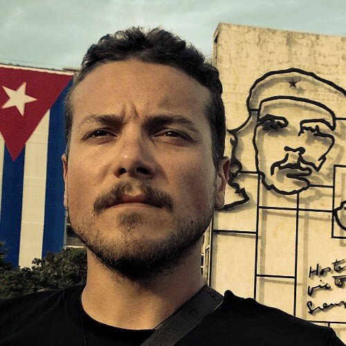 Sono comunista e sono italiano.