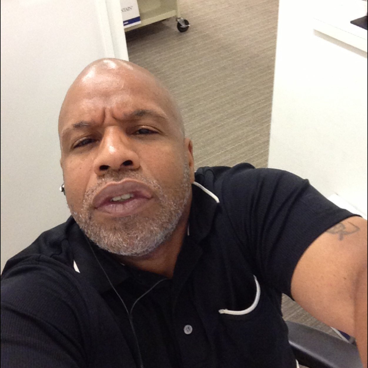 MbSony707's profile picture. 