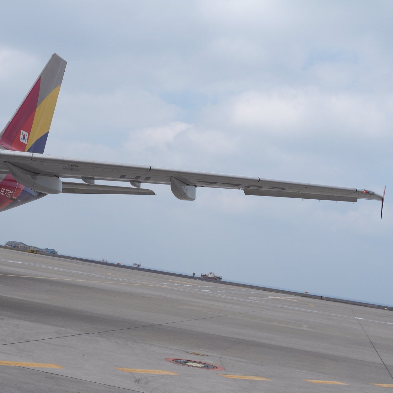 naskylark's profile picture. 따뜻한 마음을 주고 받는.. 사회복지사/책/커피_라떼/홈베이킹/갤탭&갤노트1/NX200/아이폰5S/서점에서놀기/등산/여행/기차/공연/전시회/극소심A³형