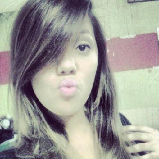 Não se preocupe eu vou sempre estar aqui para enxugar suas lágrimas mesmo de longe..' ♥ @Eujottaa †