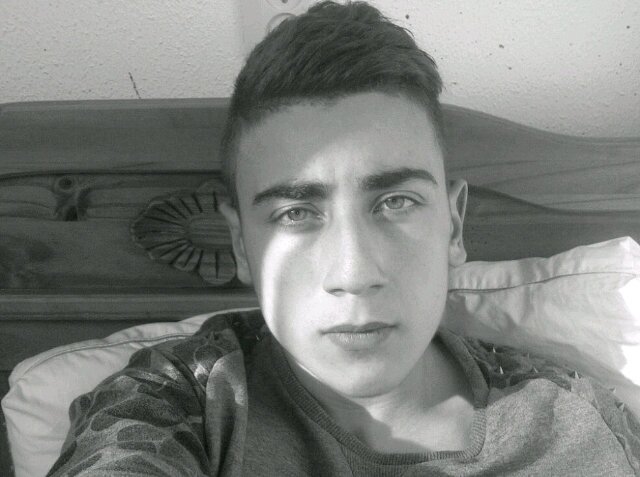 ajax amsterdam♥ Real madrid♥.                          C.r onaldo • C.eriksen • dani • jeroen • joeri • quin.     2H3  insta: benjamin_s__
