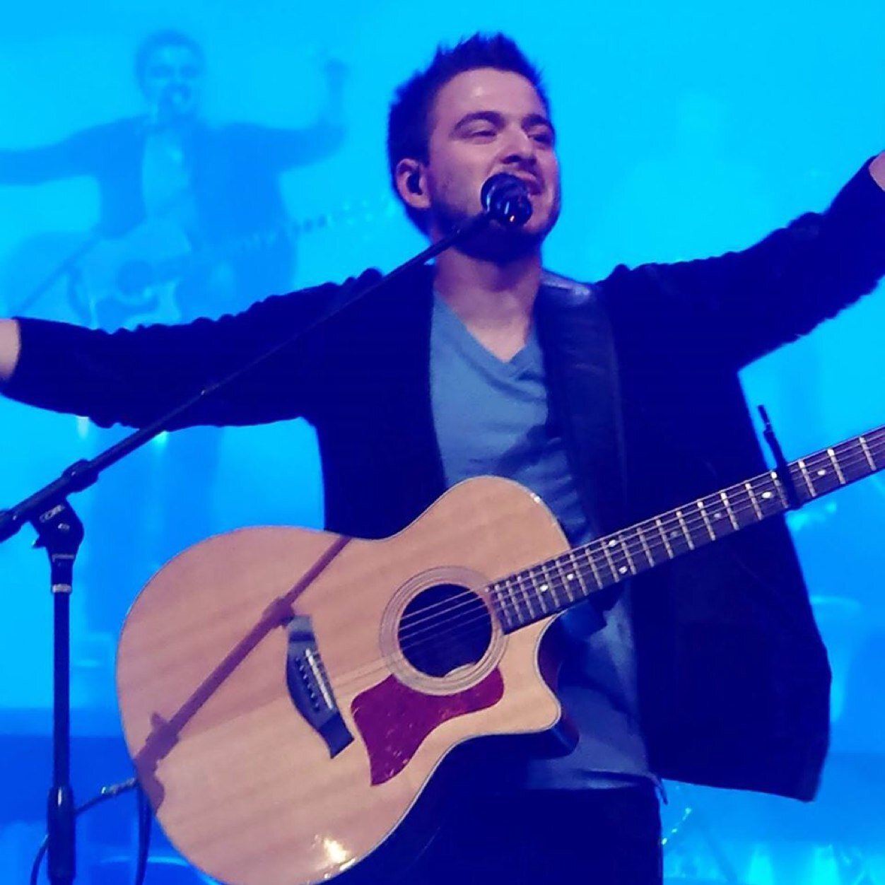 ChrisBaney's profile picture. Husband to my beautiful wife, father to my daughter, Findlay Campus Pastor CedarCreek Church, speaker, singer/songwriter.