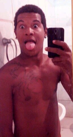 MasUmVirgem's profile picture. My Løve @YasminMuni_ Torcedor Apaixonado Pelo E.C.VITÓRIA ♥   -   #ADM: @TeenEvolution  -  Foco, Força, Fé, Coragem & Coração \õ/