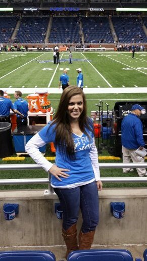 CarissaAshley04's profile picture. Student. Veteran. Fitness. Love.