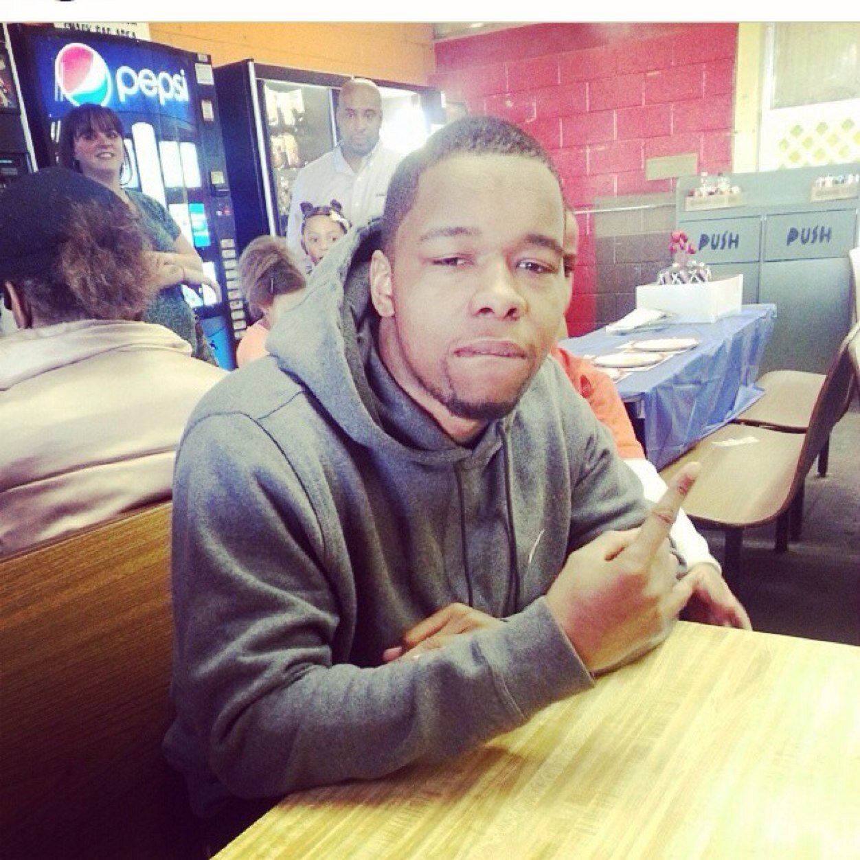 Cool outspoken laid back at times funny n all dat otha gud sht young nigga dat dnt give fck idnt trust nobdy. selfmade, brightmo nigga