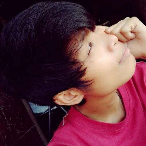*simple* *kind* *liker* *wants to post some photos* wat's to tweet* *lovely*
